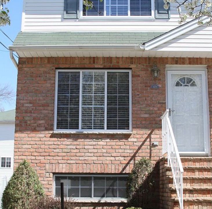 1st image of 479 Carlton Blvd