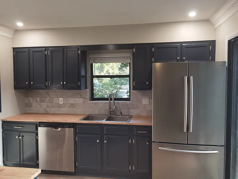 9008 Creekside Ln #D — Photo 11
