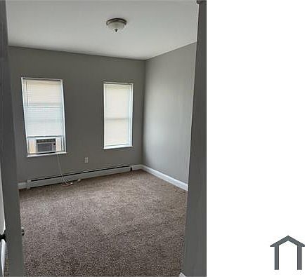 1st image of 4903 Queensberry Ave