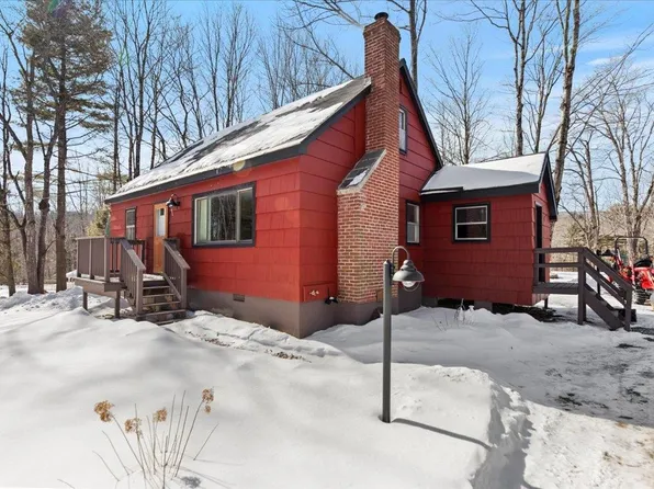 603 VT Route 11, Peru, VT 05152