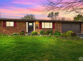 1021 Heathwood Dr, Englewood, OH