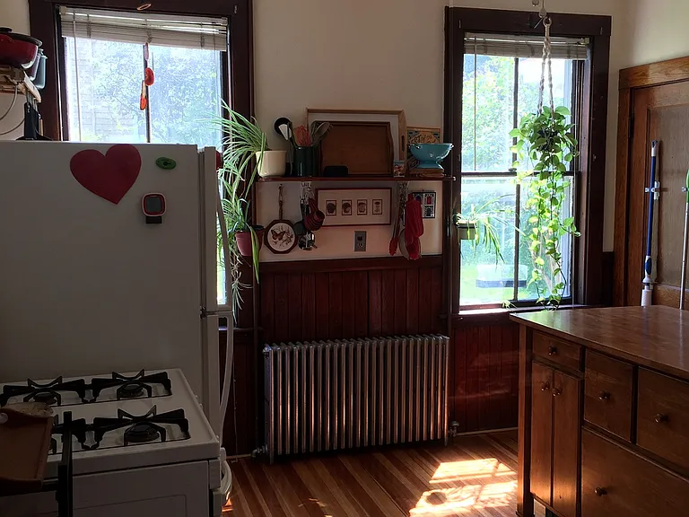 7 Burr St #1 — Photo 29