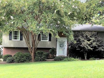 731 10th Street Dr NW #2, Hickory, NC, 28601