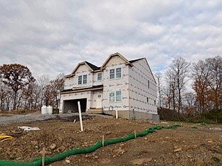 3rd image of 426 Millstone Ln