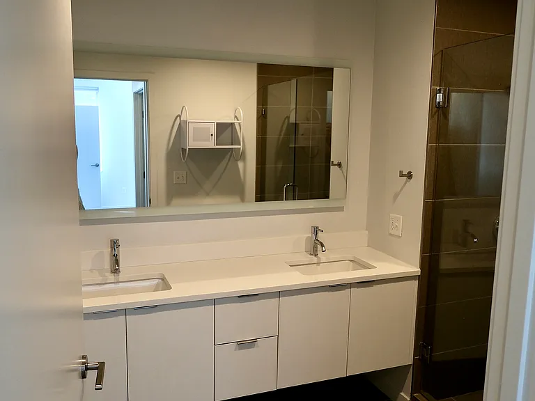 1300 N Ogden St #202 — Photo 14
