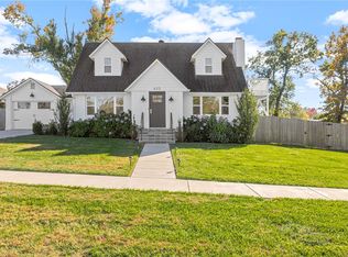 405 Trails End Ln, Bentonville, AR 72712