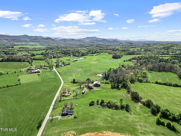 5th image of 3 Red Hill Rd