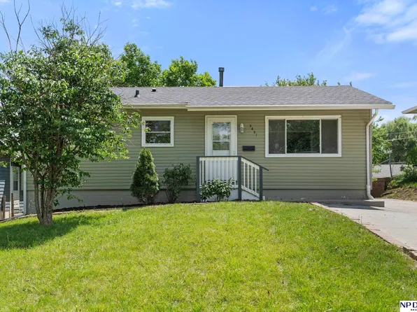 3631 Frederick St, Omaha, NE 68105