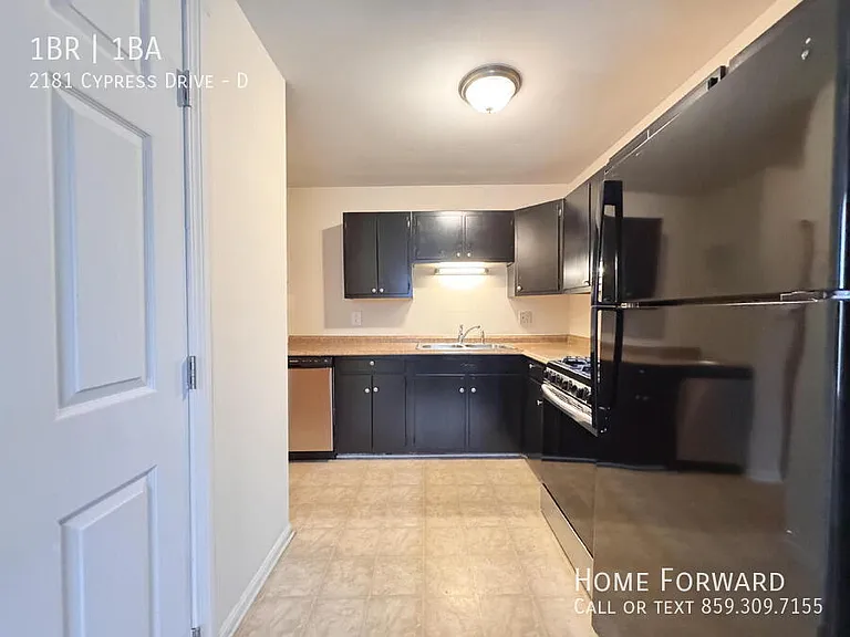 2181 Cypress Dr #D — Photo 7