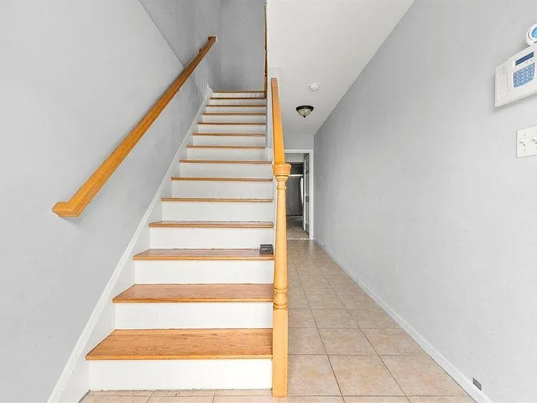 2 Hops Commons Ct — Photo 5