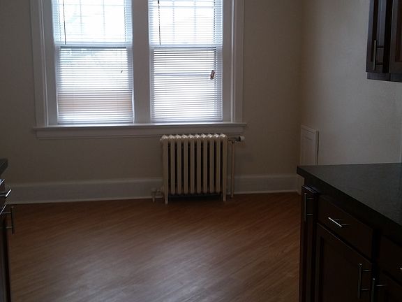 3rd image of 11 Ashland Ave APT 308