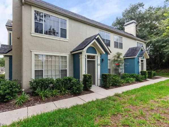 13700 Richmond Park Dr N, Jacksonville, FL