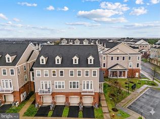 42558 Sunset Ridge Sq, Ashburn, VA