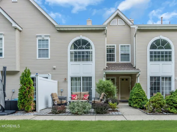 51 Phoenix Court, Tinton Falls, NJ 07712