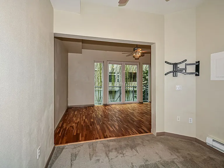 375 Kirkland Ave #209 — Photo 8