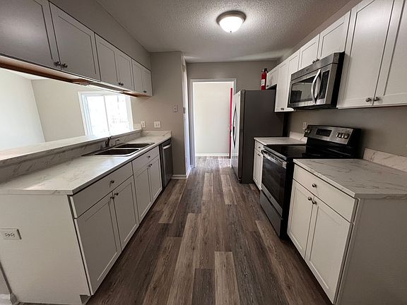 5th image of 144 Charlton Rd