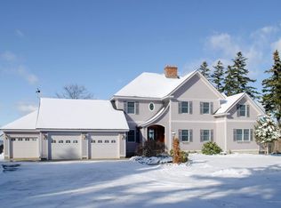 100 Memory Ln, Holden, ME 04429