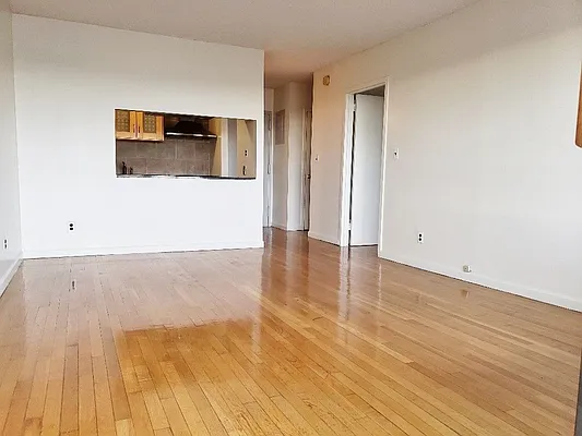 Rented by Azure Realty NY LLC | media 4