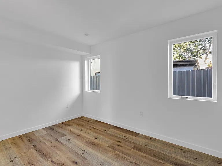 Best Priced Luxury 4 & 5 Bed Townhomes in Mid-City! — Photo 15