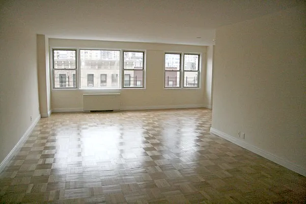 Rented by Michael K Namm Associates | media 4