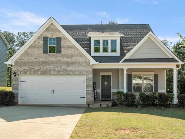245 Lakeridge Dr, Trussville, AL 35173