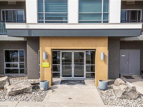 3rd image of 4040 Upper Middle Rd #114