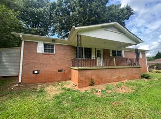 17 Wintergreen Ln, Taylors, SC 29687