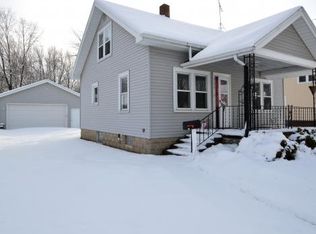 329 Cleveland Ave, Little Chute, WI 54140