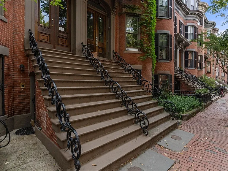 182 W Brookline St #3 — Photo 28
