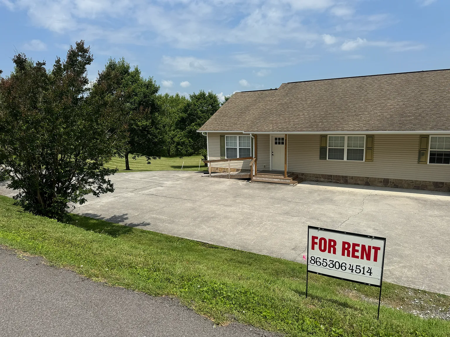2 bed, 1120 sqft, $1,850 — Photo 1