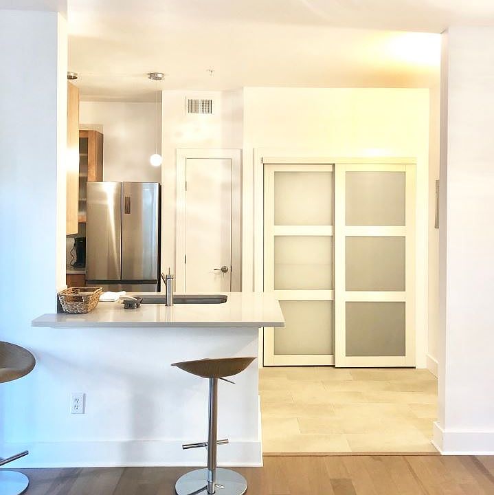1st image of 2209 Hancock Dr APT 19