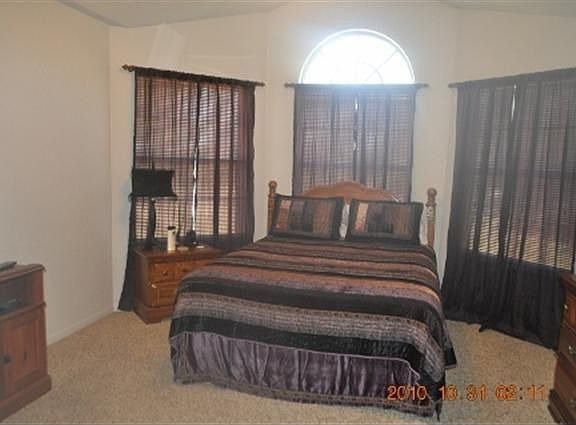 4th image of 605 N Aspen St