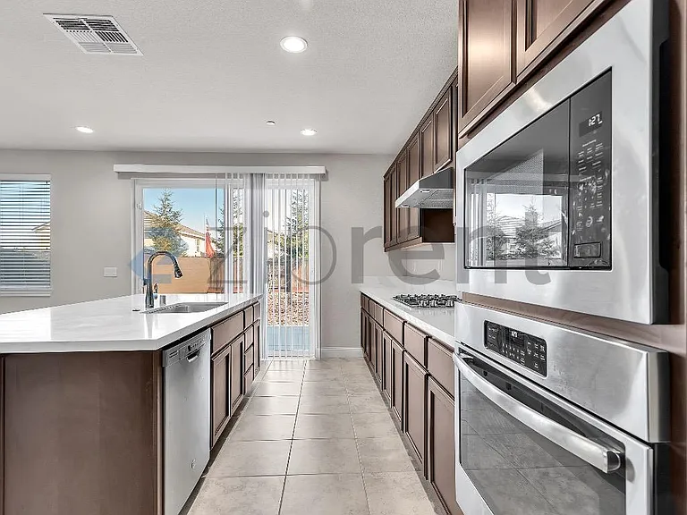 334 Mabel Josephine Dr — Photo 6