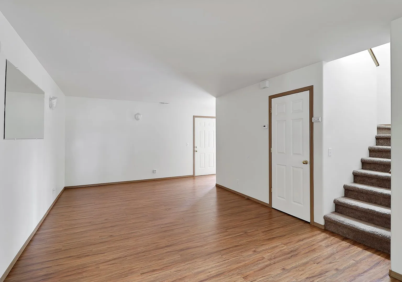 3 Bed 2.5 Bath - Excellent Condition - Landscaping Included - NAS Whidbey — Photo 3