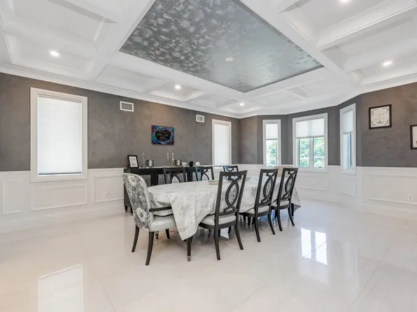 190-22 Nero Avenue image 5 of 43