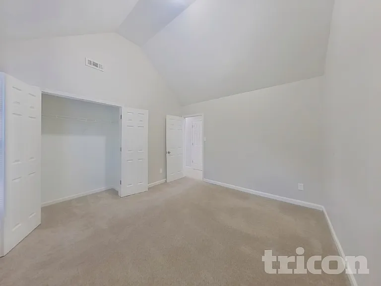 432 Rolling Stream Dr — Photo 10