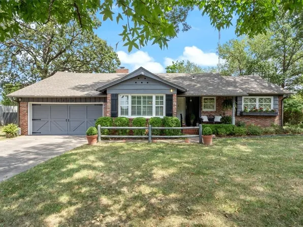 1505 S Mount Olive St, Siloam Springs, AR 72761