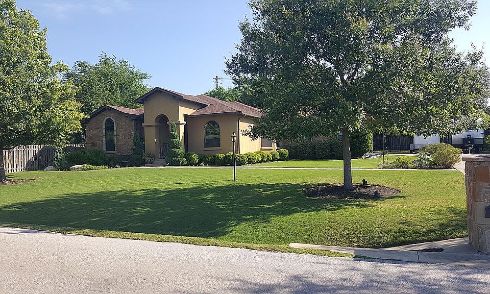 1st image of 15306 Bowling Ln