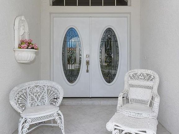 3rd image of 5086 Seagrass Dr