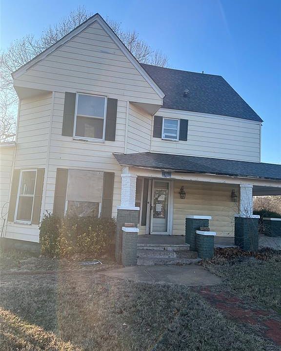 1st image of 903 Bennett Blvd