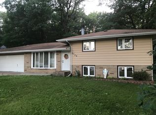 8756 E River Rd NW, Coon Rapids, MN 55433