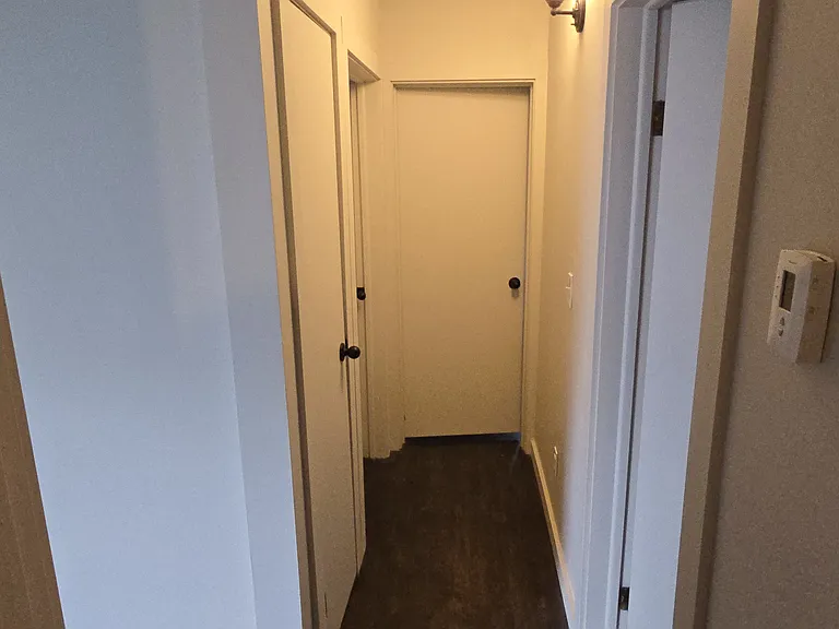 50 Vine St — Photo 17