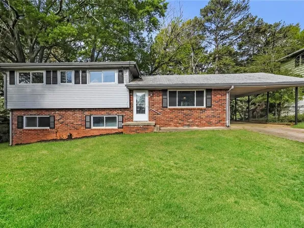 6497 King William Dr, Morrow, GA 30260