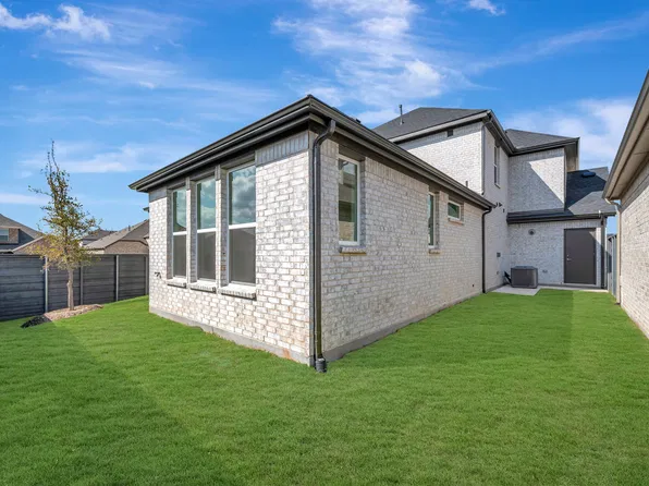 1100 Amaryllis Ln, Little Elm, TX 75068