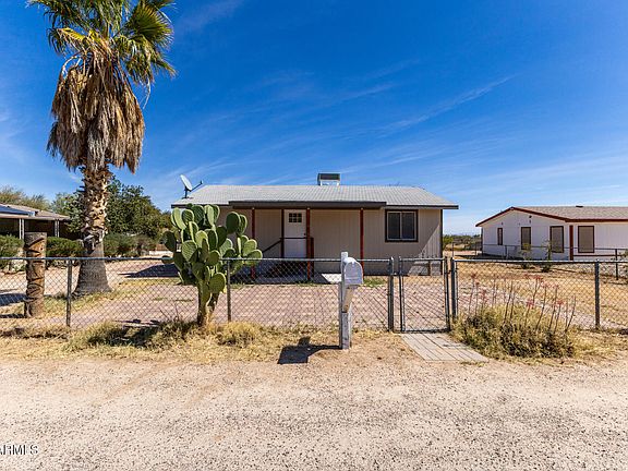 2nd image of 10803 N YELLOWSTONE Road