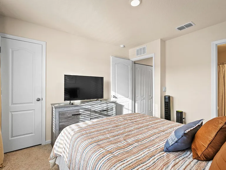 2877 Mule Deer Cir — Photo 23