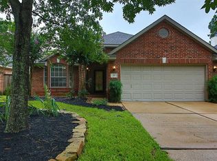 27 Auburn Path Dr, Spring, TX 77382