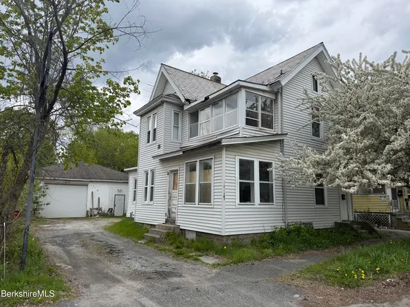 141 Dewey Ave, Pittsfield, MA 01201
