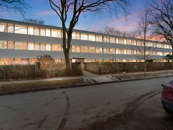 300 N Maple Ave, Oak Park, IL 60302