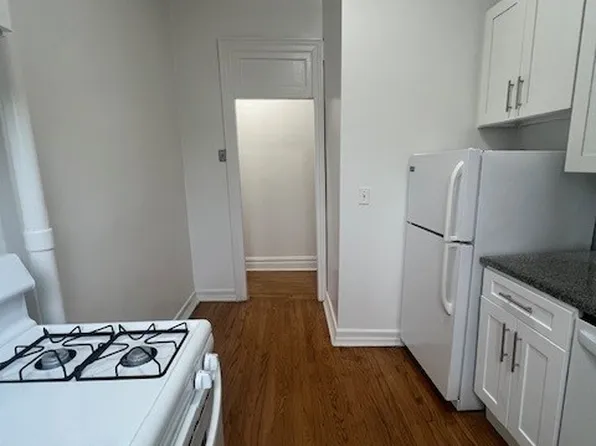 31 Tiemann Place image 7 of 9